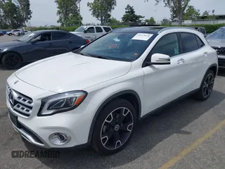 2019 Mercedes-Benz GLA 250 z VIN WDCTG4EB9KJ550931, wystawiony jako IAAI lot #42223075 z przebiegiem 86 012 mil mil oraz . Historia ofert i sprzedaży dostępna na DreamBid. Obrazek 18.