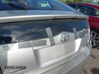 2004 Toyota Prius with VIN JTDKB20U940020058, listed as a IAAI auction lot 42142257 with 141,705 mi miles. Bid and sale history available at carsss.com. Image 12.