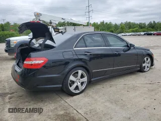 2011 Mercedes-Benz E 350 Luxury с VIN WDDHF8HBXBA392090, выставлен на аукционе Copart как лот 58540455 с пробегом 168 529 миль миль и Списание • Salvage title. История ставок и продаж доступна на DreamBid. Изображение 3.