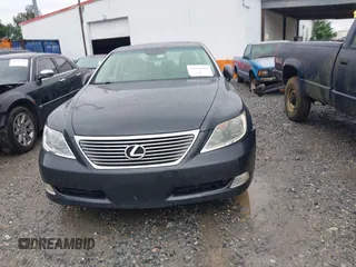 2007 Lexus LS 460 L z VIN JTHGL46F775001117, wystawiony jako IAAI lot #42479588 z przebiegiem 217 842 mil mil oraz . Historia ofert i sprzedaży dostępna na DreamBid. Obrazek 12.