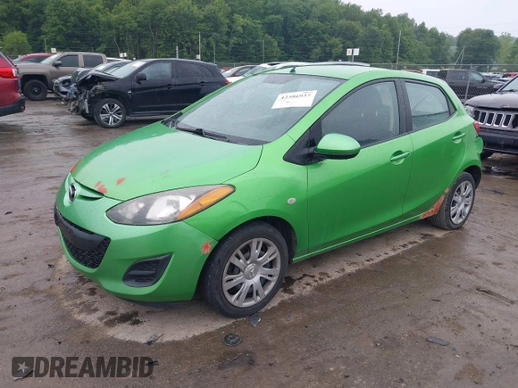 2012 Mazda 2 Sport z VIN JM1DE1KY8C0138921, wystawiony jako IAAI lot #42386937 z przebiegiem 263 981 mil mil oraz . Historia ofert i sprzedaży dostępna na DreamBid. Obrazek 2.