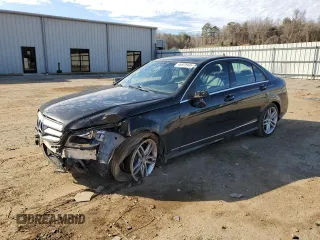 2013 Mercedes-Benz C 300 Sport с VIN WDDGF8AB0DR273278, выставлен на аукционе Copart как лот 46978945 с пробегом 50 400 миль миль и Списание • Salvage title. История ставок и продаж доступна на DreamBid. Изображение 1.