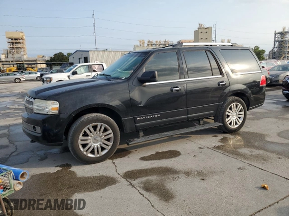 2010 Lincoln Navigator z VIN 5LMJJ2H55AEJ00251, wystawiony jako Copart lot #57024045 z przebiegiem 225 918 mil mil oraz Czysty tytuł • Clean title. Historia ofert i sprzedaży dostępna na DreamBid. Obrazek 1.