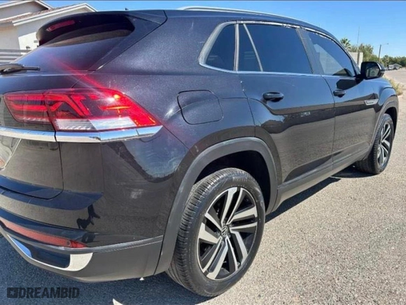 2021 Volkswagen Atlas Cross Sport 3.6L V6 SE w/Technology with VIN 1V2WE2CA9MC200518, listed as a Copart auction lot 83644714 with 55,470 mi miles and Clean Title. Bid and sale history available at carsss.com. Image 4.