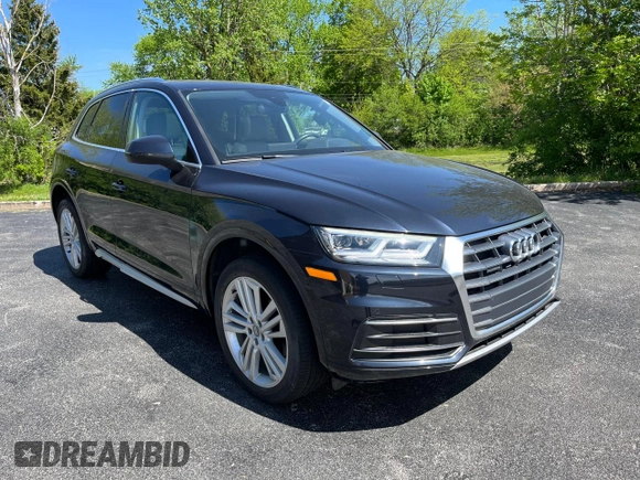 2018 Audi Q5 Premium Plus with VIN WA1BNAFY8J2224078, listed as a Copart auction lot 49010615 with 33,307 mi miles and Salvage Title. Bid and sale history available at carsss.com. Image 1.