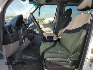 2015 Mercedes-Benz Sprinter Passenger with VIN WDZPE7CC8FP132535, listed as a Copart auction lot 74041354 with 53,192 mi miles and Salvage Title. Bid and sale history available at carsss.com. Image 7.