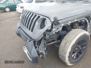 2021 Jeep Gladiator Willys with VIN 1C6HJTAG5ML616706, listed as a IAAI auction lot 41367142 with 50,951 mi miles and . Bid and sale history available at carsss.com. Image 6.