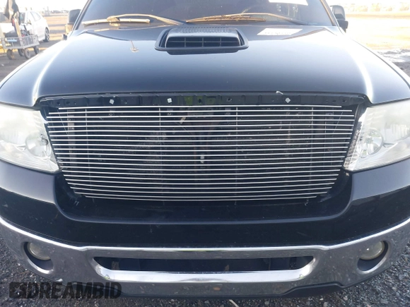 2008 Ford F-150 XLT с VIN 1FTPW12538FA21641, выставлен на аукционе IAAI как лот 41149320 с пробегом 143 137 миль миль и . История ставок и продаж доступна на DreamBid. Изображение 19.