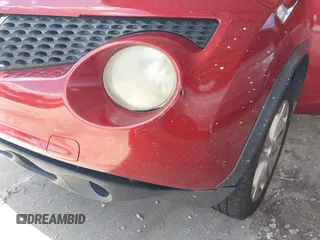 2013 Nissan Juke SL z VIN JN8AF5MV8DT221618, wystawiony jako IAAI lot #42535673 z przebiegiem 133 490 mil mil oraz . Historia ofert i sprzedaży dostępna na DreamBid. Obrazek 6.