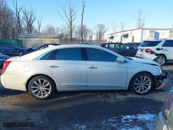 2015 Cadillac XTS Luxury with VIN 2G61N5S37F9182517, listed as a IAAI auction lot 41326594 with 175,663 mi miles. Bid and sale history available at carsss.com. Image 13.