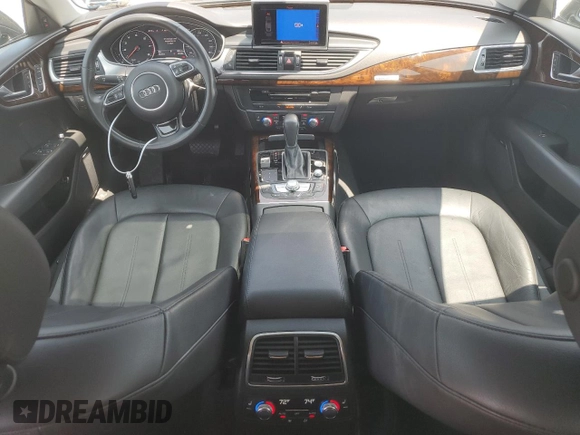 2017 Audi A7 Premium Plus z VIN WAUW2AFC4HN019996, wystawiony jako Copart lot #59350015 z przebiegiem 37 449 mil mil oraz Szkoda całkowita • Salvage title. Historia ofert i sprzedaży dostępna na DreamBid. Obrazek 8.