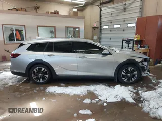 2018 Buick Regal Essence with VIN W04GV8SX0J1094167, listed as a IAAI auction lot 41845416 with 100,091 mi miles and . Bid and sale history available at DreamBid. Image 14.