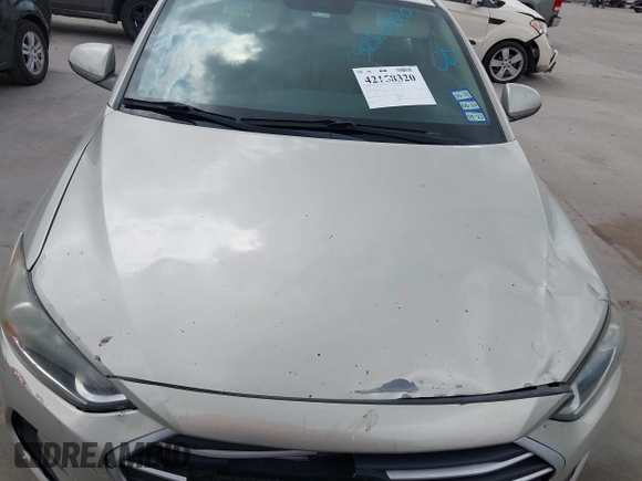 2018 Hyundai Elantra SEL z VIN 5NPD84LF4JH358837, wystawiony jako IAAI lot #42158320 z przebiegiem 111 682 mil mil oraz . Historia ofert i sprzedaży dostępna na DreamBid. Obrazek 12.