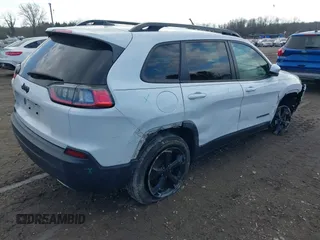 2020 Jeep Cherokee Altitude with VIN 1C4PJMLX0LD621828, listed as a IAAI auction lot 41439862 with 74,350 mi miles and . Bid and sale history available at DreamBid. Image 4.