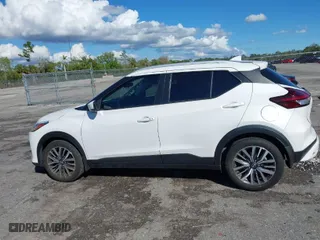 2023 Nissan Kicks SV with VIN 3N1CP5CV3PL547227, listed as a IAAI auction lot 41671232 with 6,220 mi miles. Bid and sale history available at carsss.com. Image 15.