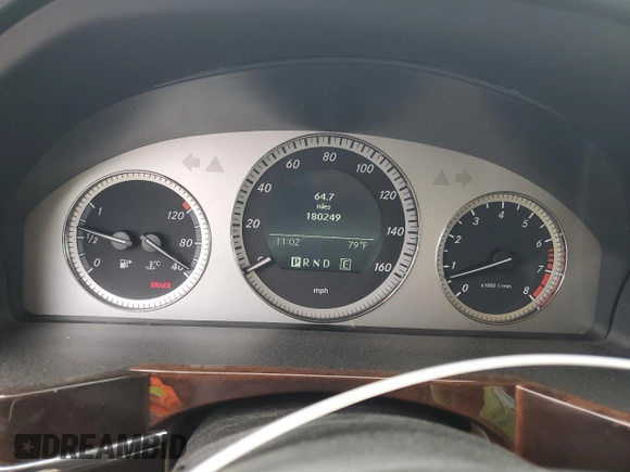 2011 Mercedes-Benz GLK 350 z VIN WDCGG5GB1BF539686, wystawiony jako Copart lot #54163655 z przebiegiem 180 249 mil mil oraz Szkody całkowita. Historia ofert i sprzedaży dostępna na DreamBid. Obrazek 9.
