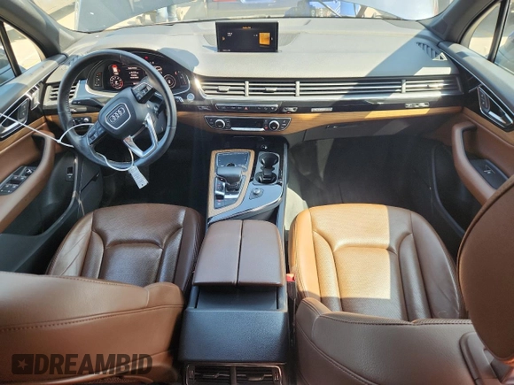 2017 Audi Q7 Prestige with VIN WA1VAAF75HD029313, listed as a Copart auction lot 62296365 with 164,123 mi miles and Clean title. Bid and sale history available at DreamBid. Image 8.