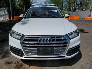 2020 Audi Q5 Premium Plus with VIN WA1BNAFY5L2081013, listed as a Copart auction lot 54674205 with 35,253 mi miles and Salvage title. Bid and sale history available at DreamBid. Image 5.