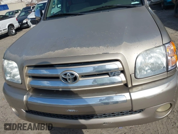 2004 Toyota Tundra SR5 with VIN 5TBET34144S447959, listed as a IAAI auction lot 41752378 with 301,993 mi miles and . Bid and sale history available at DreamBid. Image 6.