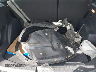 2018 Ford Escape S z VIN 1FMCU0F7XJUB05723, wystawiony jako IAAI lot #38946581 z przebiegiem Nie podano mil oraz . Historia ofert i sprzedaży dostępna na DreamBid. Obrazek 12.