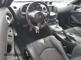2015 Nissan 370Z Touring z VIN JN1AZ4FH7FM430577, wystawiony jako Copart lot #58711975 z przebiegiem 45 243 mil mil oraz Szkoda całkowita • Salvage title. Historia ofert i sprzedaży dostępna na DreamBid. Obrazek 8.