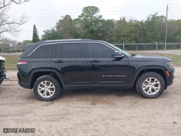 2023 Jeep Grand Cherokee Limited with VIN 1C4RJHBG4PC528307, listed as a IAAI auction lot 41113630 with 13,998 mi miles. Bid and sale history available at carsss.com. Image 13.