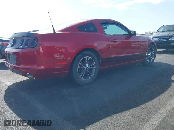 2013 Ford Mustang V6 with VIN 1ZVBP8AM1D5246288, listed as a IAAI auction lot 42024934 with 141,791 mi miles. Bid and sale history available at carsss.com. Image 4.