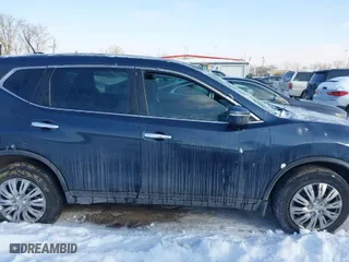 2015 Nissan Rogue S with VIN KNMAT2MV3FP570880, listed as a IAAI auction lot 41209854 with 153,236 mi miles. Bid and sale history available at carsss.com. Image 13.