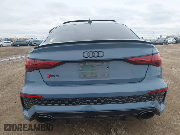 2024 Audi RS 3 z VIN WUAG4DGY8RA901259, wystawiony jako IAAI lot #41959150 z przebiegiem 13 414 mil mil oraz . Historia ofert i sprzedaży dostępna na DreamBid. Obrazek 17.