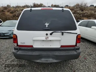 2000 Mercury Mountaineer z VIN 4M2ZU86P9YUJ19811, wystawiony jako Copart lot #82211724 z przebiegiem 251 761 mil mil oraz Szkoda całkowita • Salvage title. Historia ofert i sprzedaży dostępna na DreamBid. Obrazek 6.