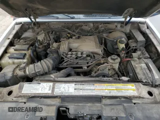 2000 Ford Explorer Eddie Bauer z VIN 1FMDU84P6YUA66404, wystawiony jako Copart lot #60629244 z przebiegiem 259 086 mil mil oraz Szkoda całkowita • Salvage title. Historia ofert i sprzedaży dostępna na DreamBid. Obrazek 12.