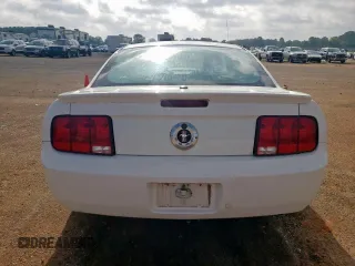 2009 Ford Mustang with VIN 1ZVHT80N895136488, listed as a Copart auction lot 65023225 with 180,148 mi miles and Clean title. Bid and sale history available at DreamBid. Image 6.