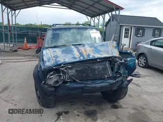 1996 Jeep Cherokee SE z VIN 1J4FJ28S8TL285634, wystawiony jako IAAI lot #42183816 z przebiegiem 260 237 mil mil oraz . Historia ofert i sprzedaży dostępna na DreamBid. Obrazek 12.