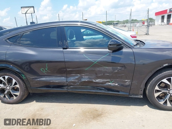 2022 Ford Mustang Mach-E Premium с VIN 3FMTK3R74NMA19756, выставлен на аукционе IAAI как лот 42567927 с пробегом 25 004 миль миль и . История ставок и продаж доступна на DreamBid. Изображение 6.