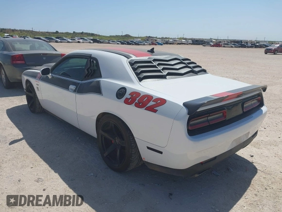2019 Dodge Challenger R/T Scat Pack Widebody z VIN 2C3CDZFJ1KH546489, wystawiony jako IAAI lot #41857292 z przebiegiem 61 055 mil mil oraz . Historia ofert i sprzedaży dostępna na DreamBid. Obrazek 3.