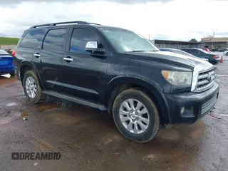 2008 Toyota Sequoia Platinum with VIN 5TDZY67A68S013121, listed as a IAAI auction lot 41789557 with 175,152 mi miles. Bid and sale history available at carsss.com. Image 1.