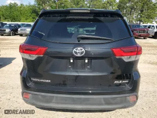 2018 Toyota Highlander SE with VIN 5TDJZRFH3JS839344, listed as a Copart auction lot 53492575 with 71,431 mi miles and Salvage Title. Bid and sale history available at carsss.com. Image 6.
