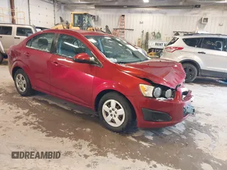 2013 Chevrolet Sonic LS z VIN 1G1JA5SH3D4166005, wystawiony jako IAAI lot #41999359 z przebiegiem 143 397 mil mil oraz . Historia ofert i sprzedaży dostępna na DreamBid. Obrazek 1.