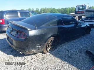 2013 Ford Mustang V6 with VIN 1ZVBP8AM7D5220360, listed as a IAAI auction lot 41994841 with 175,815 mi miles. Bid and sale history available at carsss.com. Image 4.