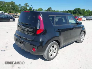 2019 Kia Soul z VIN KNDJN2A29K7017178, wystawiony jako IAAI lot #42310550 z przebiegiem 50 087 mil mil oraz . Historia ofert i sprzedaży dostępna na DreamBid. Obrazek 4.