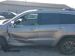 2017 Jeep Grand Cherokee Limited с VIN 1C4RJFBG4HC764381, выставлен на аукционе IAAI как лот 42692922 с пробегом 77 632 миль миль и . История ставок и продаж доступна на DreamBid. Изображение 13.