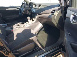 2015 Nissan Sentra SV z VIN 3N1AB7APXFY377116, wystawiony jako IAAI lot #41980134 z przebiegiem 160 821 mil mil oraz . Historia ofert i sprzedaży dostępna na DreamBid. Obrazek 5.
