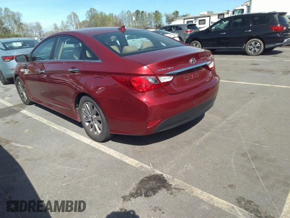 2014 Hyundai Sonata SE with VIN 5NPEC4AC5EH923646, listed as a IAAI auction lot 41935203 with 90,506 mi miles and . Bid and sale history available at DreamBid. Image 3.