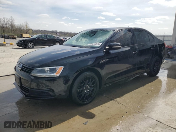 2014 Volkswagen Jetta Sedan SE with VIN 3VWD17AJ8EM392001, listed as a Copart auction lot 51124475 with 131,766 mi miles and Salvage Title. Bid and sale history available at carsss.com. Image 1.