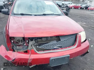 2006 Ford Freestyle SE with VIN 1FMZK04106GA36254, listed as a IAAI auction lot 42031030 with 112,029 mi miles. Bid and sale history available at carsss.com. Image 6.