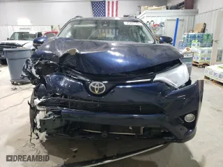 2017 Toyota RAV4 XLE with VIN 2T3RFREV5HW620929, listed as a Copart auction lot 45407255 with 111,759 mi miles and Salvage Title. Bid and sale history available at carsss.com. Image 5.