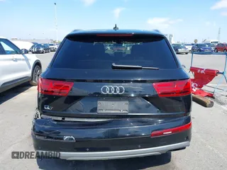 2019 Audi Q7 Premium Plus с VIN WA1LHAF78KD025573, выставлен на аукционе IAAI как лот 42173645 с пробегом 45 809 миль миль и . История ставок и продаж доступна на DreamBid. Изображение 16.