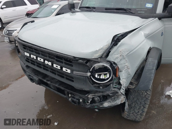 2023 Ford Bronco with VIN 1FMDE5AH7PLB27790, listed as a IAAI auction lot 41435714 with 27,930 mi miles. Bid and sale history available at carsss.com. Image 6.