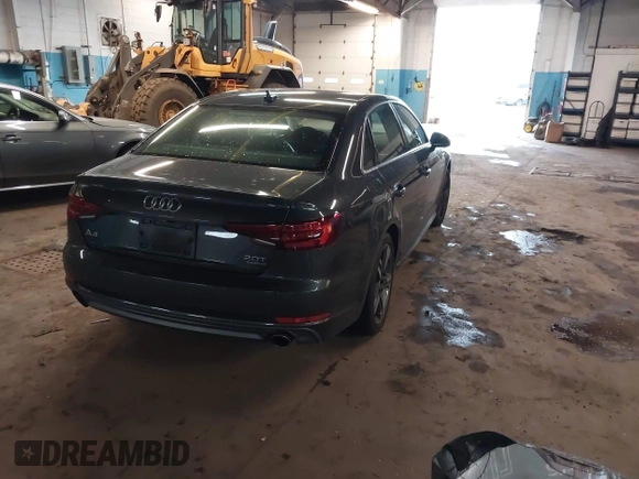 2018 Audi A4 Premium Plus с VIN WAUENAF49JA213562, выставлен на аукционе IAAI как лот 41984998 с пробегом 33 419 миль миль и . История ставок и продаж доступна на DreamBid. Изображение 4.