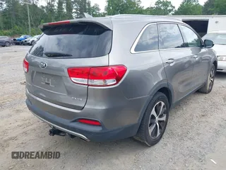 2016 Kia Sorento EX with VIN 5XYPH4A54GG007224, listed as a IAAI auction lot 42181058 with 131,169 mi miles and . Bid and sale history available at carsss.com. Image 4.